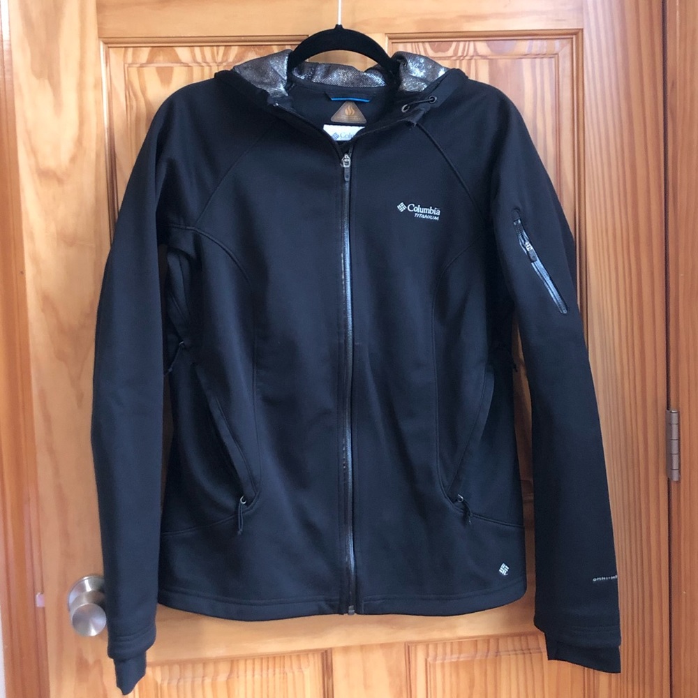 Columbia Titanium Jacket Omni Heat Technology